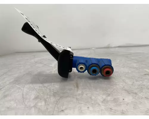BENDIX TCS9000 Brake Proportioning Valve