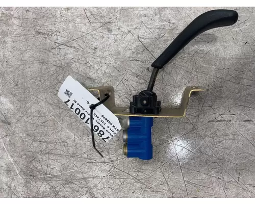 BENDIX VNL Brake Proportioning Valve
