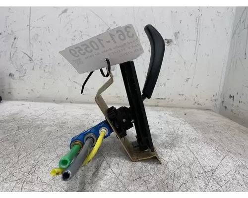 BENDIX VNL Brake Proportioning Valve