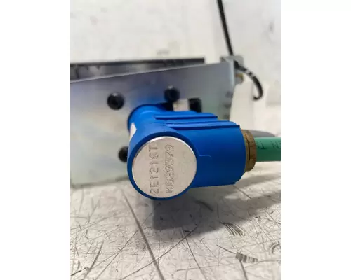 BENDIX VNL Brake Proportioning Valve