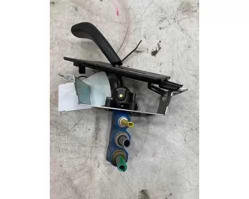 BENDIX VNL Brake Proportioning Valve