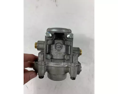 BENDIX  Air Brake Components