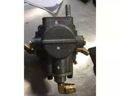 BENDIX  Air Brake Components