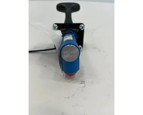 BENDIX  Brake Proportioning Valve