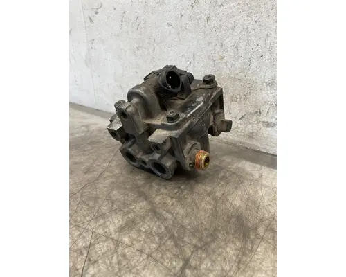 BENDIX  Brake Proportioning Valve