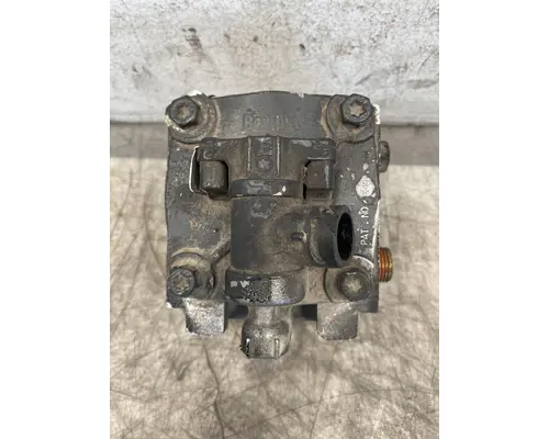 BENDIX  Brake Proportioning Valve