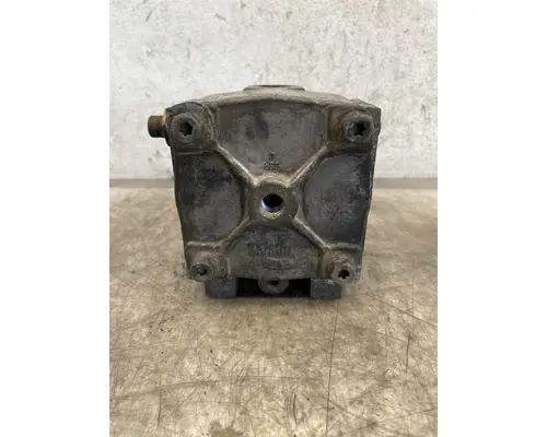 BENDIX  Brake Proportioning Valve