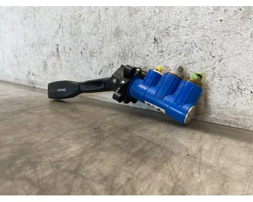 BENDIX  Brake Proportioning Valve