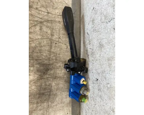 BENDIX  Brake Proportioning Valve