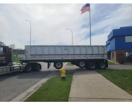 BENSON TRAILER Complete Vehicle