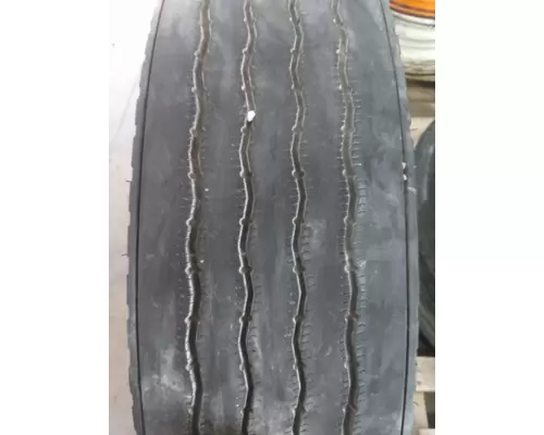 BF GOODRICH 11R22.5 TIRE