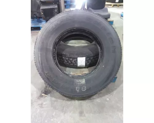 BF GOODRICH 275/80R22.5 TIRE
