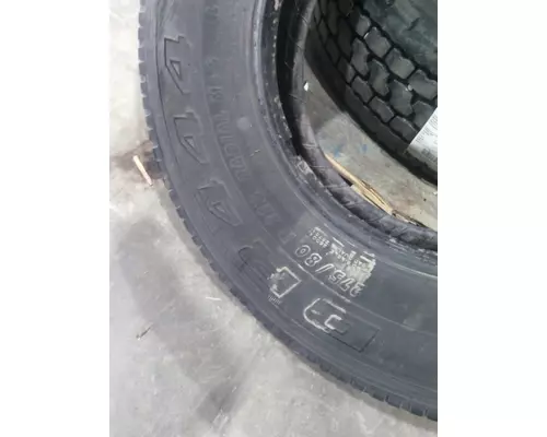 BF GOODRICH 275/80R22.5 TIRE