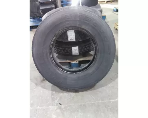 BF GOODRICH 275/80R22.5 TIRE