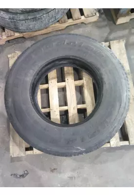 BF GOODRICH 275/80R22.5 TIRE