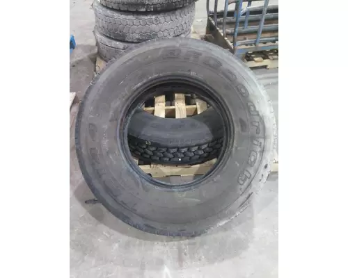 BF GOODRICH 275/80R22.5 TIRE