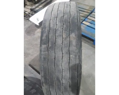 BF GOODRICH 275/80R22.5 TIRE