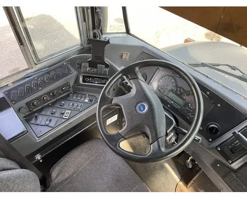 BLUE BIRD COMMERCIAL BUS Complete Vehicle