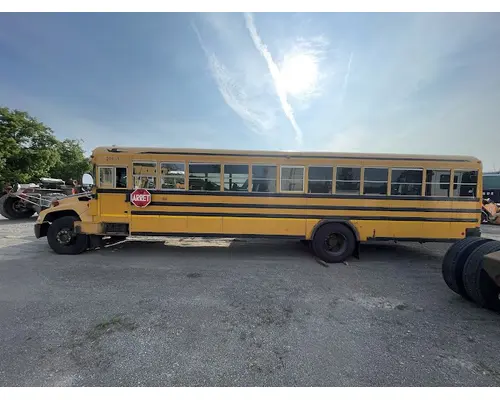 BLUE BIRD COMMERCIAL BUS Complete Vehicle