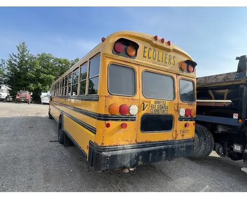 BLUE BIRD COMMERCIAL BUS Complete Vehicle
