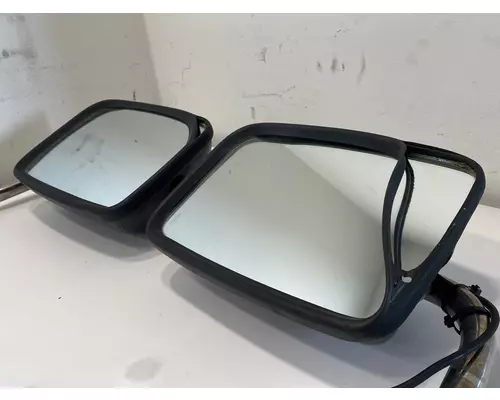 BLUEBIRD Vision School Bus Mirror (Side View)