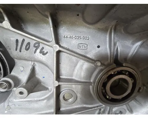BORG WARNER  Transfer Case Assembly