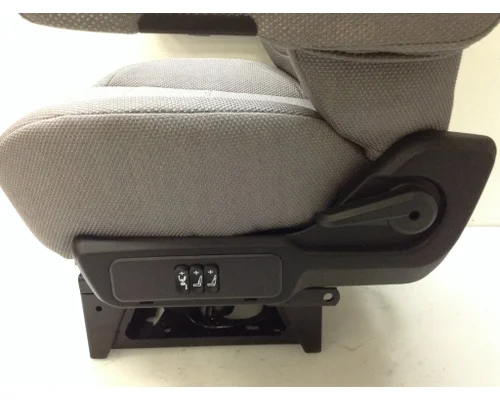 BOSTROM 8330001K86 Seat (non-Suspension)