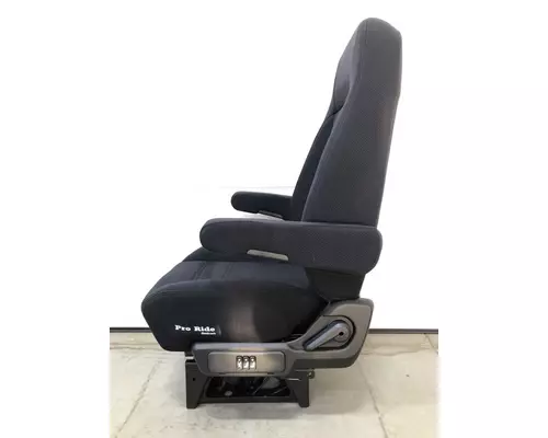 BOSTROM Pro Ride Seat, Front
