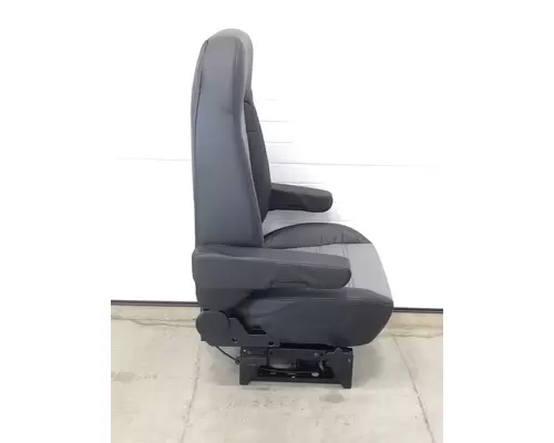 BOSTROM Pro Ride Seat, Front