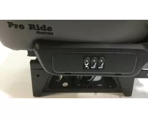 BOSTROM Pro Ride Seat, Front
