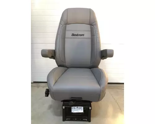 BOSTROM Pro Ride Seat, Front