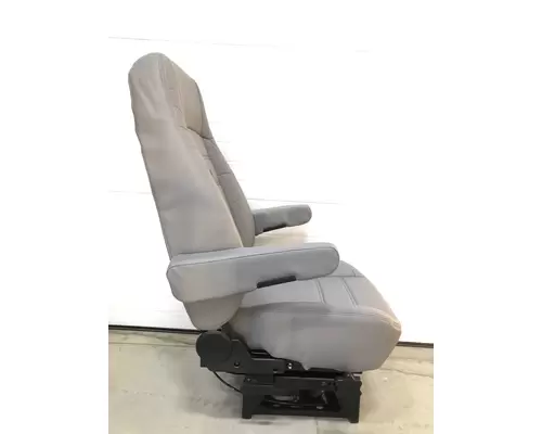 BOSTROM Pro Ride Seat, Front