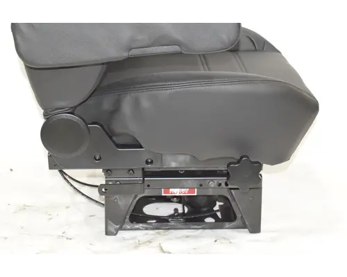 BOSTROM Pro Ride Seat, Front