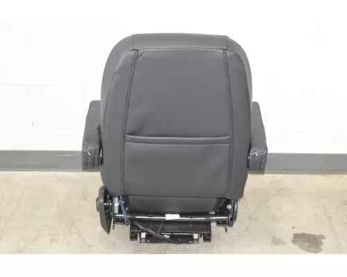 BOSTROM Pro Ride Seat, Front