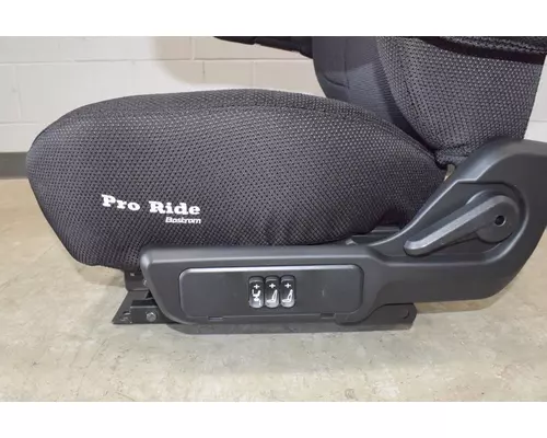 BOSTROM Pro Ride Seat, Front