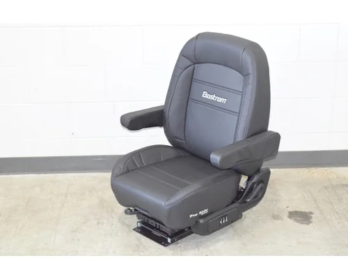 BOSTROM Pro Ride Seat, Front
