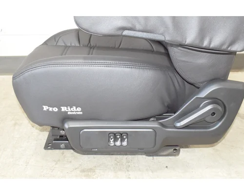 BOSTROM Pro Ride Seat, Front