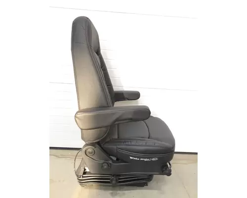 BOSTROM Wide Ride+Serta Seat, Front