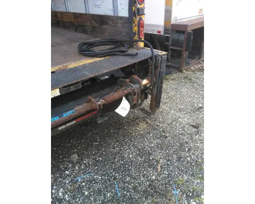 BOX VAN SUPREME CORP TRUCK BODIES, BOX VANFLATBEDUTILITY