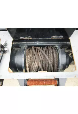 BRADEN HYD WINCH Equipment (Mounted)