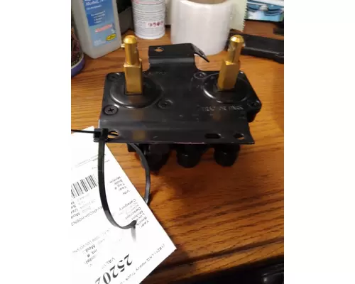 BRAKE DASH CONTROL VALVE, AIR