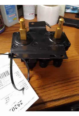 BRAKE DASH CONTROL VALVE, AIR