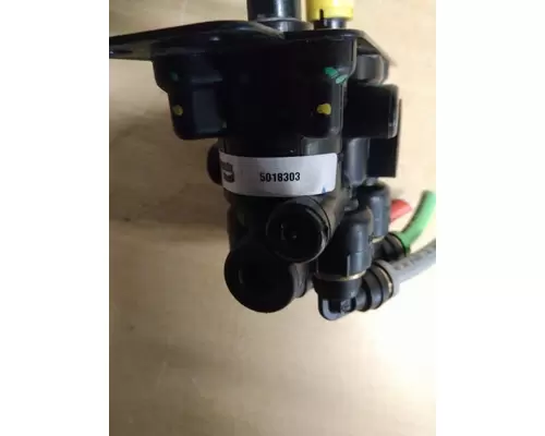 BRAKE DASH CONTROL VALVE, AIR