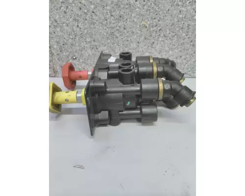 BRAKE DASH CONTROL VALVE, AIR