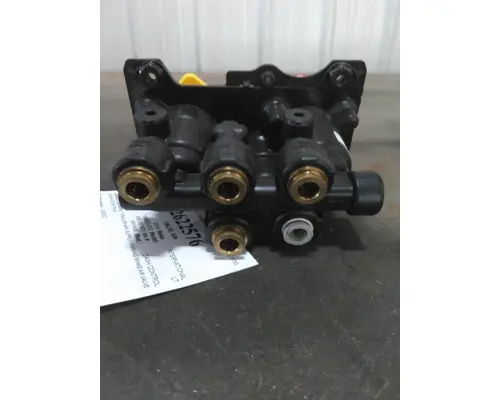 BRAKE DASH CONTROL VALVE, AIR