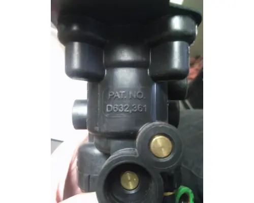 BRAKE PARK BRAKE VALVE, AIR