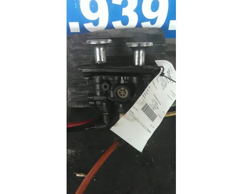 BRAKE PARK BRAKE VALVE, AIR