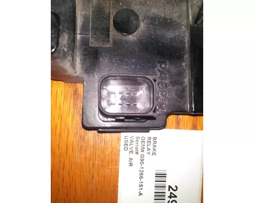 BRAKE RELAY  VALVE, AIR