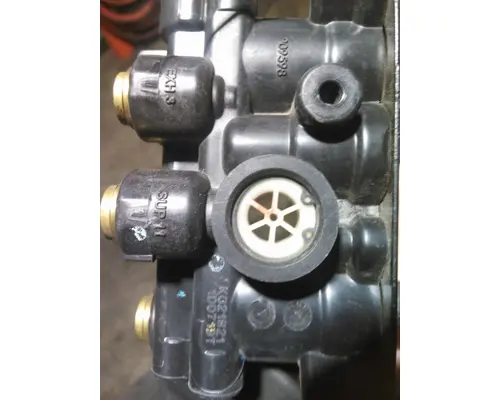 BRAKE TRAILER  VALVE, AIR