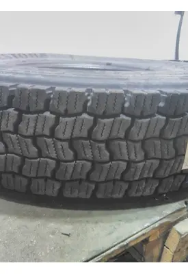 BRIDGESTONE 11R22.5 TIRE